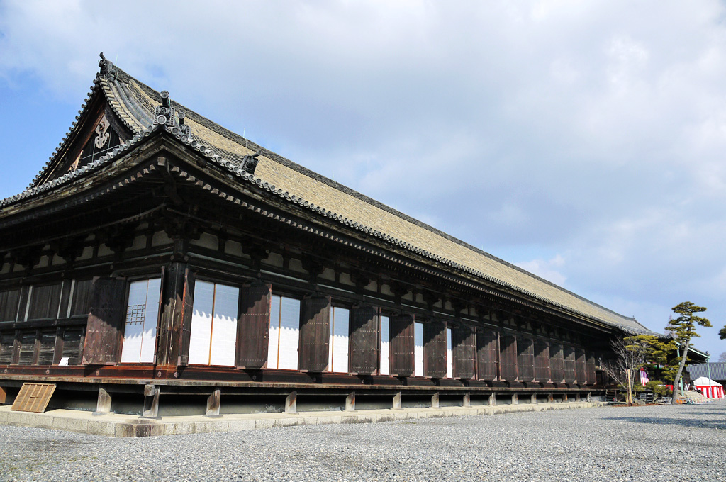 三十三間堂～1001体の無限大の慈悲～【佐京由悠の京都の歩き方】